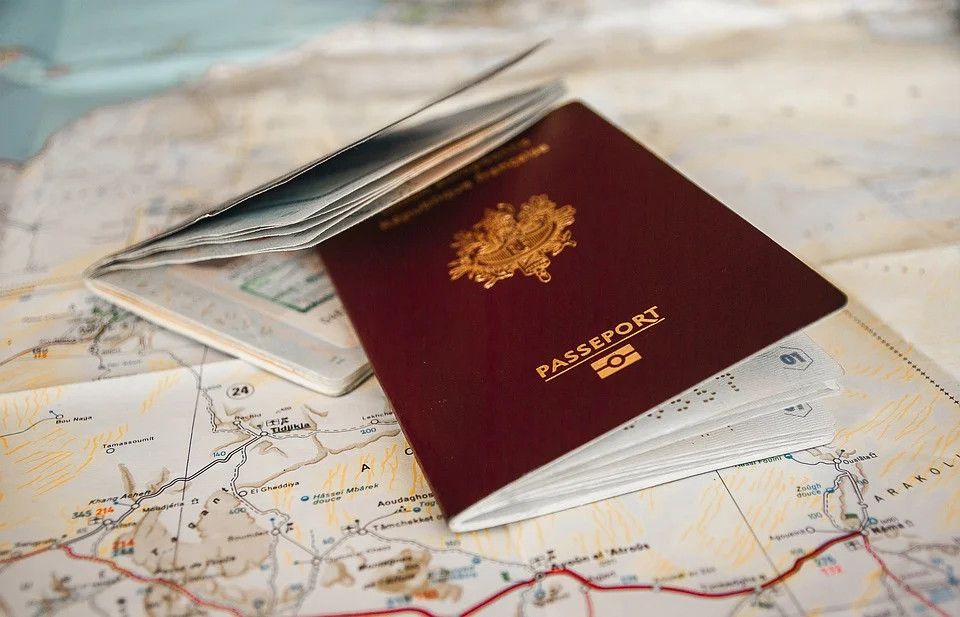 Do jakich krajów podróżujemy z paszportem?