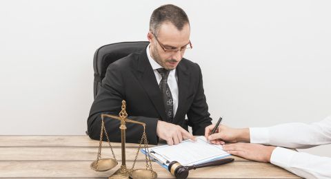 Jak pomaga adwokat od rozwodów w Warszawie?