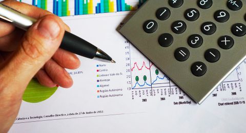 Składki ZUS w 2021 – kiedy złożyć wnioski?