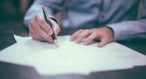 Zakład Ubezpieczeń Społecznych informuje: firmy mogą złożyć wniosek o odroczenie płatności składek